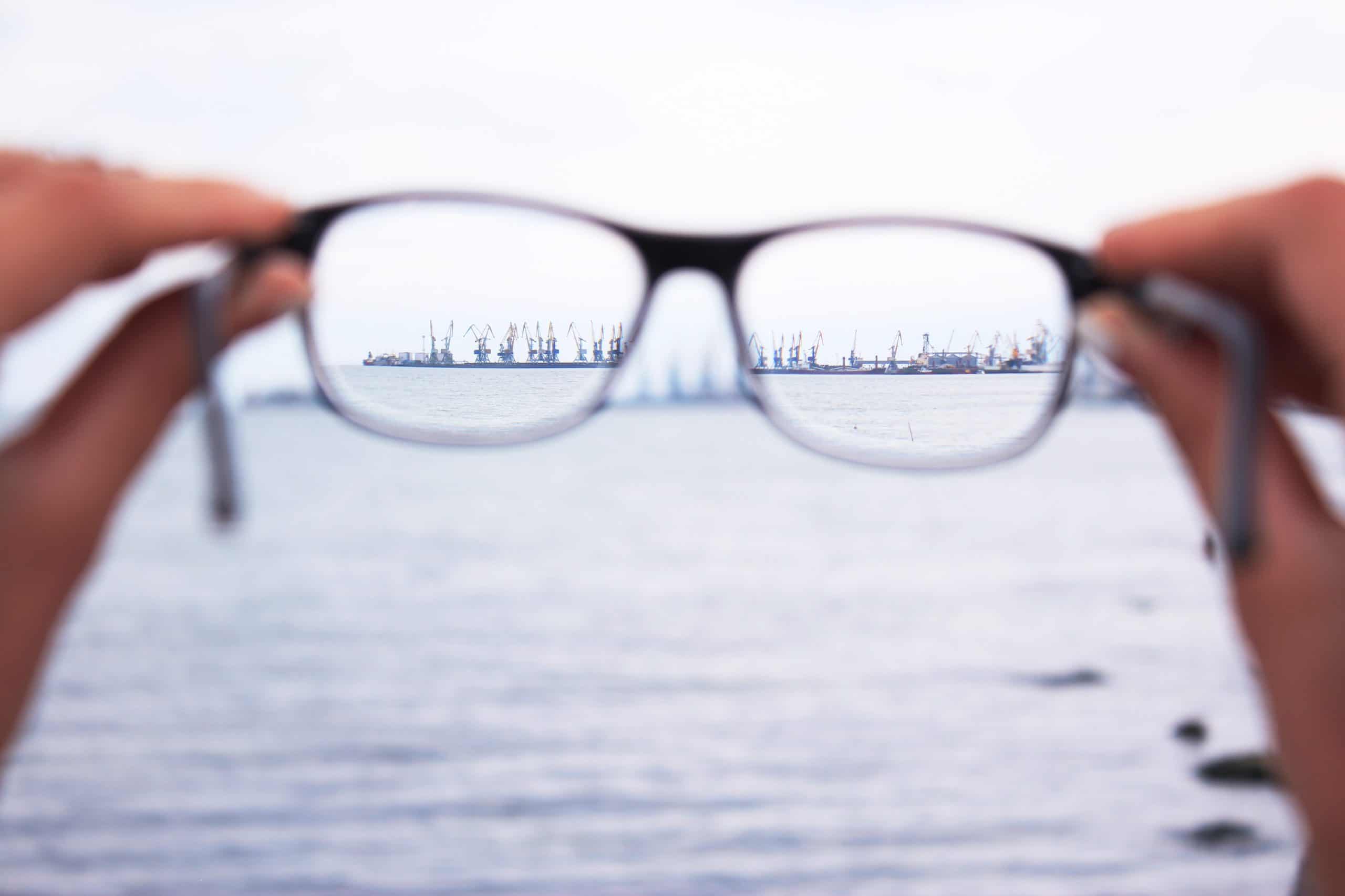 Mujer con gafas de sol
